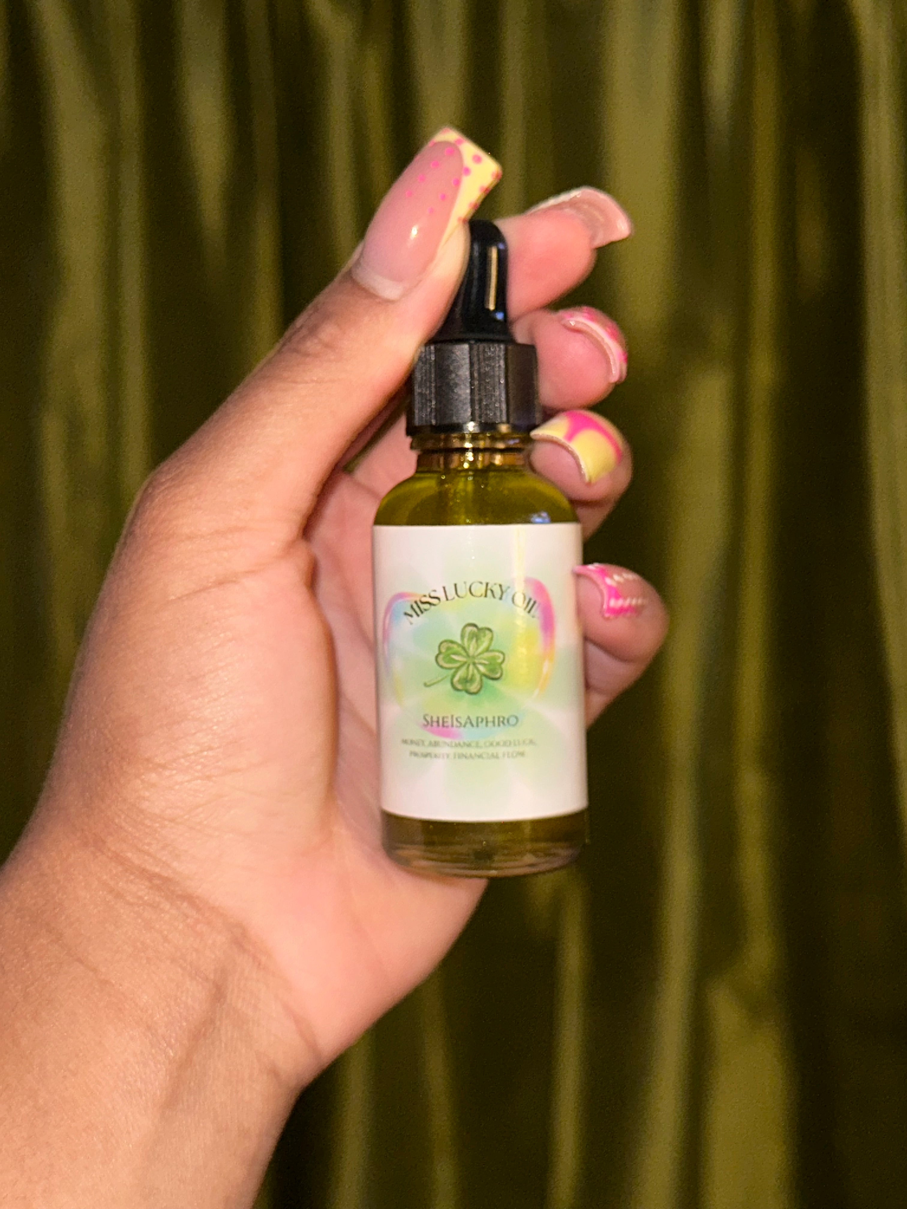 Miss Lucky Oil